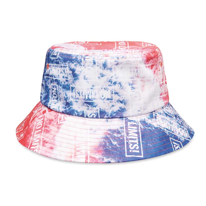 Bob en polyester 260gsm en quadrichromie. Motif sur un côté et choix entre une bordure de 5,5 cm ou de 7,5 cm.