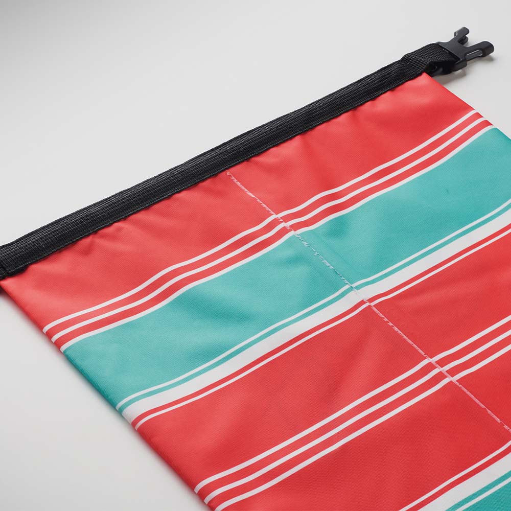 MB8013 Sac étanche de 10 L en PET recyclé, avec sangle d’épaule en option. publicitaire personnalisé - vue 4