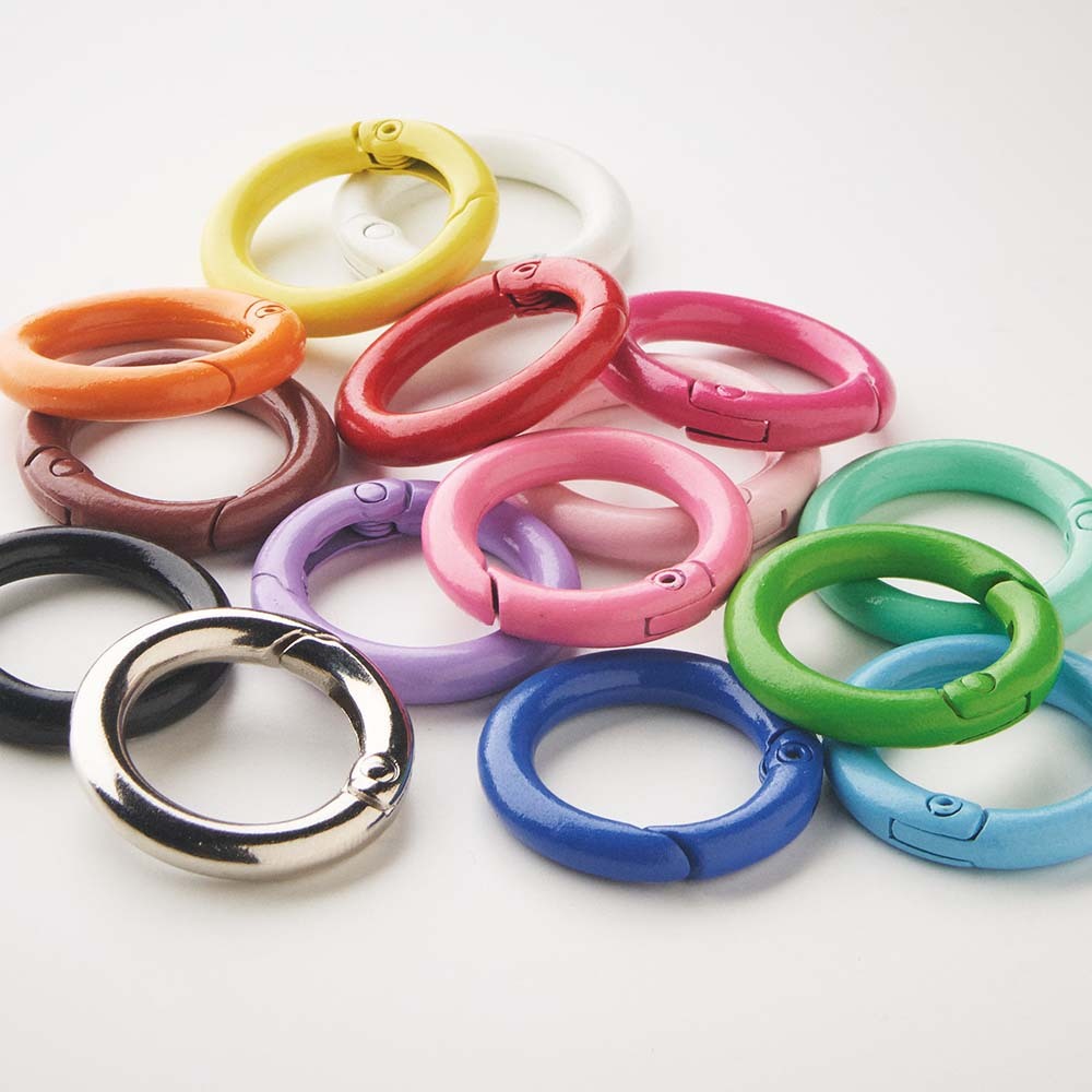 MCHM06 Bracelet à charms de poignet pour téléphone avec mousquetons métalliques. publicitaire personnalisé - vue 4