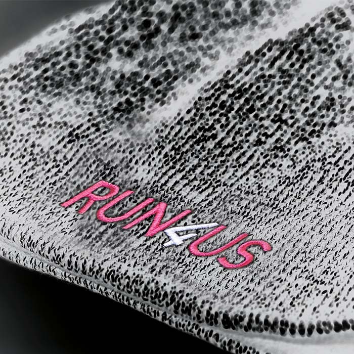 Bonnet en acrylique double épaisseur avec fils réfléchissants. publicitaire personnalisé - vue 5