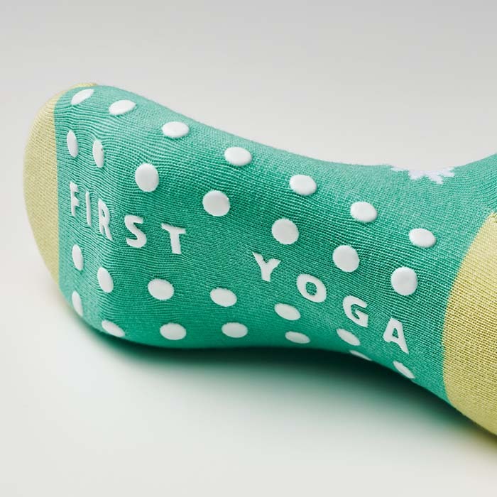 MWCS24 Chaussettes antidérapantes en coton jacquard. Le MOQ est de 50 paires par tai... publicitaire personnalisé - vue 5