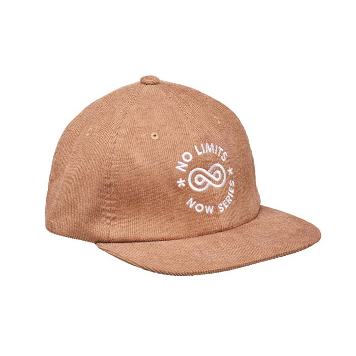 Casquette à visière plate à 6 panneaux, non structurée, en coton velours. publicitaire personnalisé - vue 8